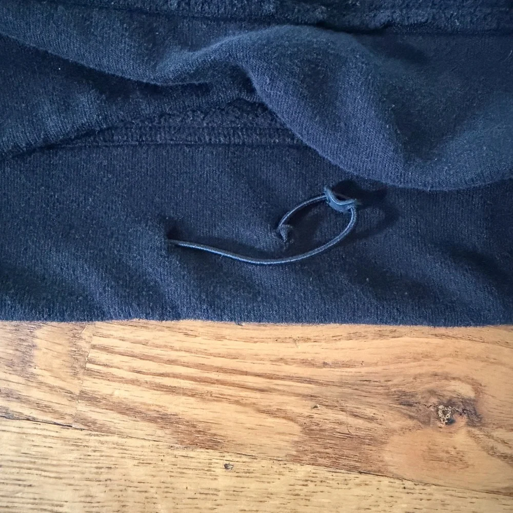 Alo Yoga Dimension Hoodie in Black Size (Size X-Small/Small)